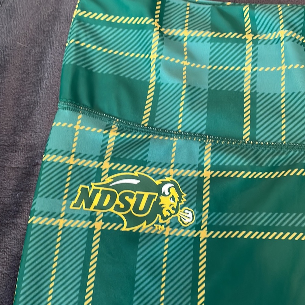 NDSU leggings - Picture 2 of 5
